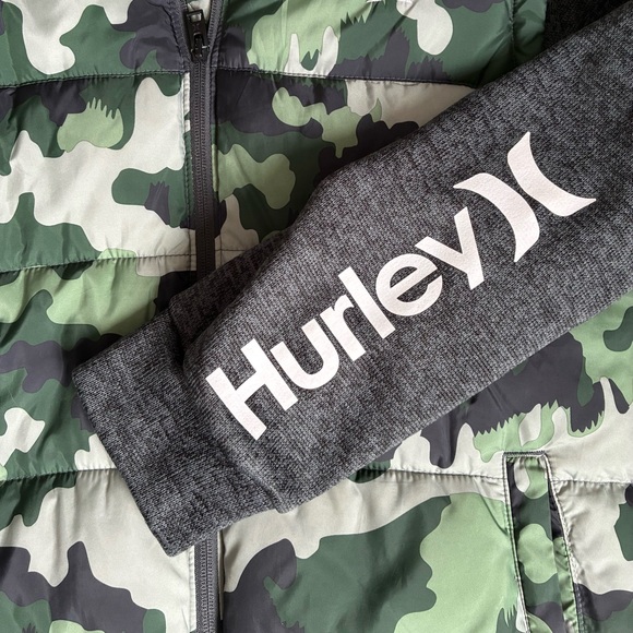 Hurley Camouflage Jacket, 12-15 years - Picture 2 of 6